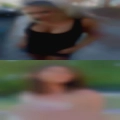 Girls looking for threesome